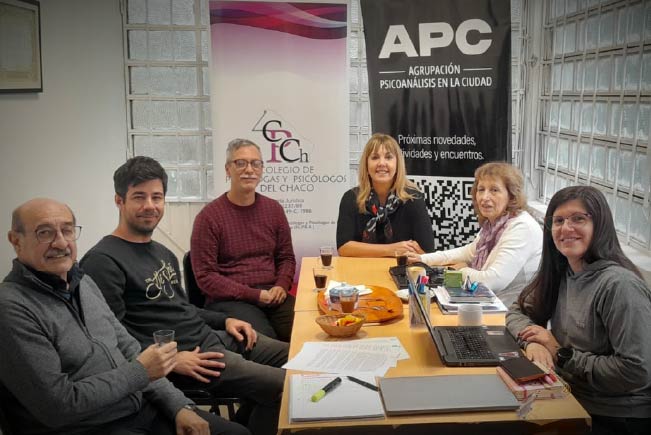 Firma de convenio institucional para fortalecer la formación continua